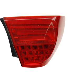 Lampara trasera de Faldon E90 LCI lh